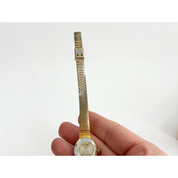 Joseph Bernard Gold Toned Rhinestone Vintage Ladies Wristwatch - 20mm - WORKS! - Picture 10 of 10